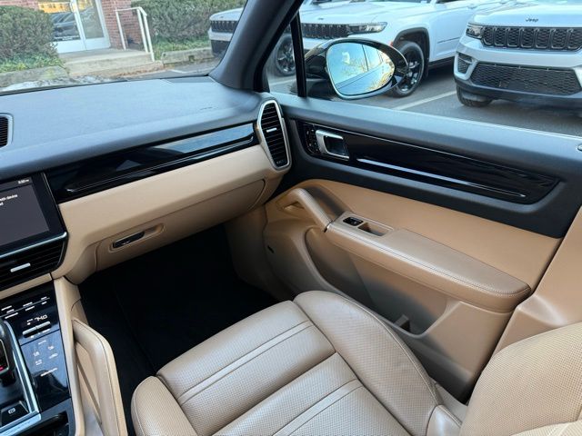 2019 Porsche Cayenne E-Hybrid