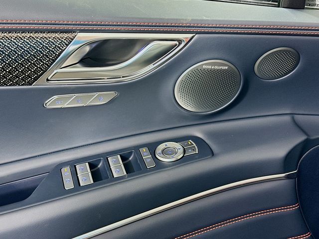 Thumbnail: 2026 Genesis GV80 - 20