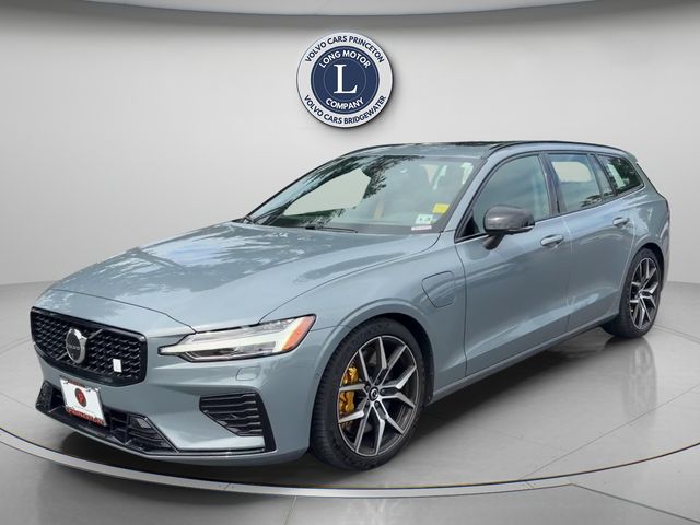 2024 Volvo V60 Hybrid Plug-in Recharge T8 Polestar Engineered eAWD    