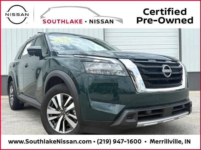 Black (Obsidian Green Pearl) 2025 Nissan Pathfinder SL 4WD SUV / Crossover All-Wheel Drive 9-Speed Automatic