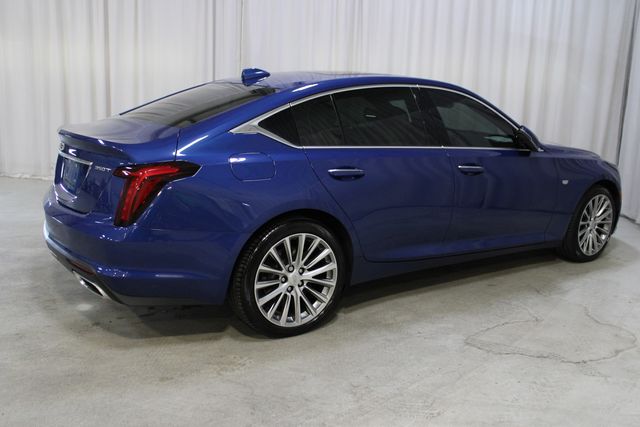 Used 2020  Cadillac Premium Luxury image 34