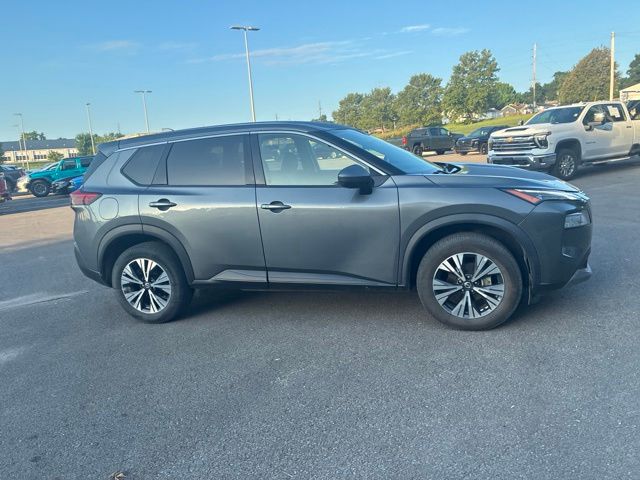 Used 2021 Gray Nissan SV image 7