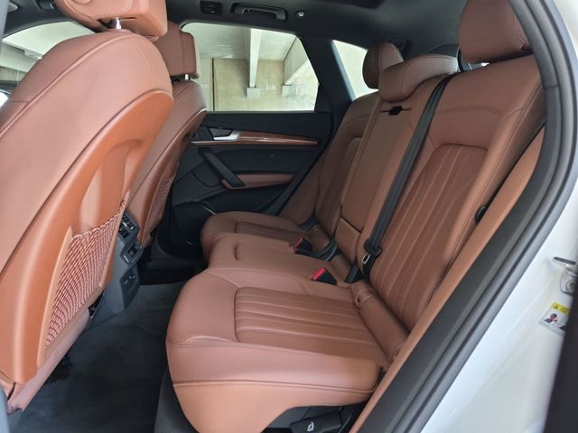 2023 Audi Q5 Premium - Photo 10