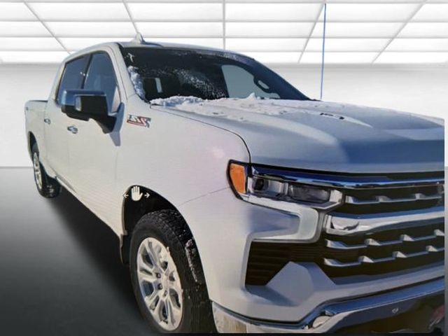 2024 Chevrolet Silverado 1500 LTZ Crew Cab 4WD