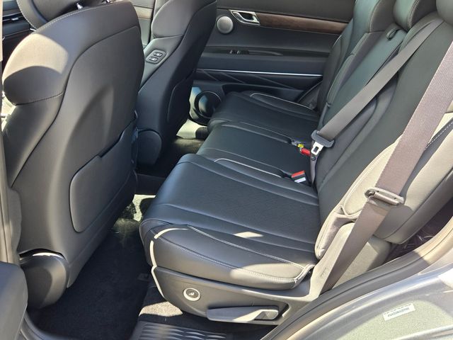 2027 Genesis GV80