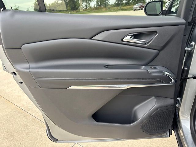 2027 Chevrolet Traverse LT - Photo 22