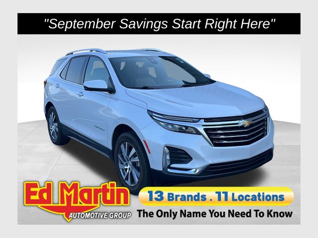 White (Iridescent Pearl Tricoat) 2023 Chevrolet Equinox SUV / Crossover Four-Wheel Drive 6-Speed Automatic Overdrive