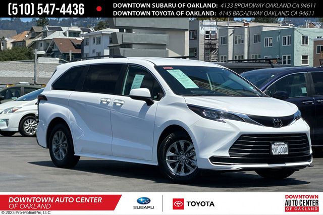 Ice 2026 Toyota Sienna Minivan Front-Wheel Drive Continuously Variable Transmission