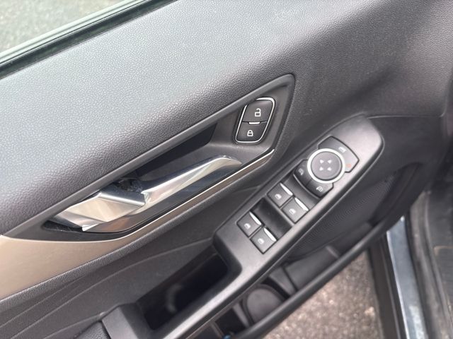 used 2022 Ford Escape car, priced at $21,999