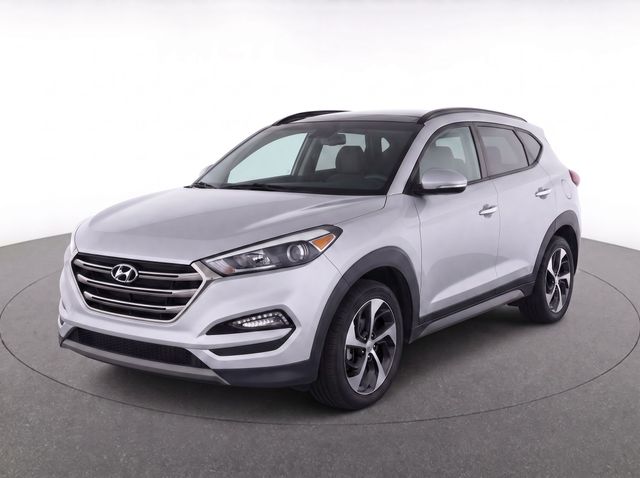 Used 2018 Silver Hyundai Limited image 9