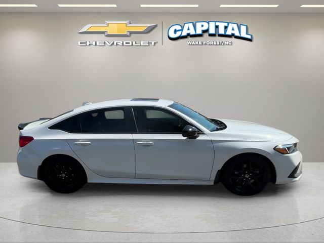 Used 2024  Honda Base image 6