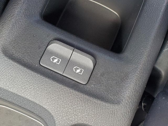Used 2025 Nissan Versa Sedan