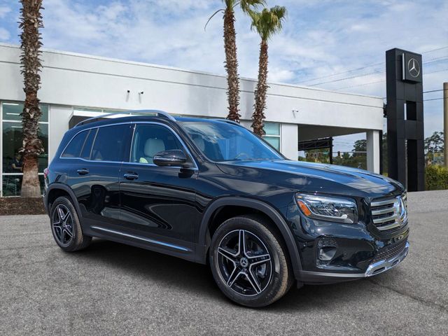 Cosmos Black Metallic 2026 Mercedes-Benz GLB SUV / Crossover Front-Wheel Drive 8-Speed Dual Clutch