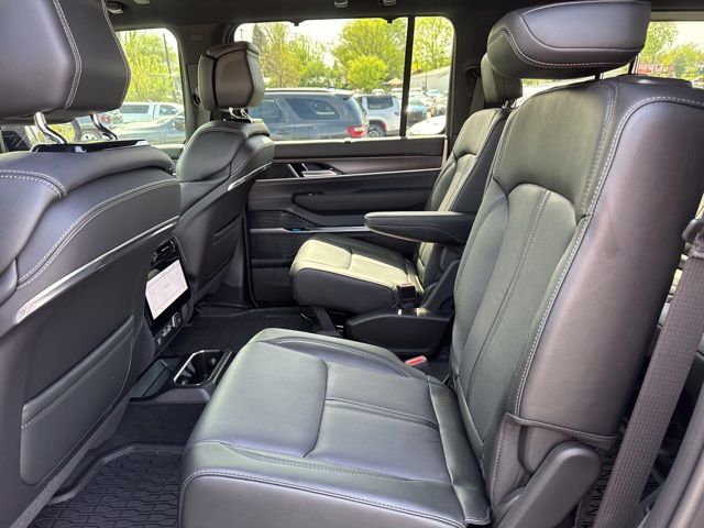 New 2026 Gray Jeep Summit image 14