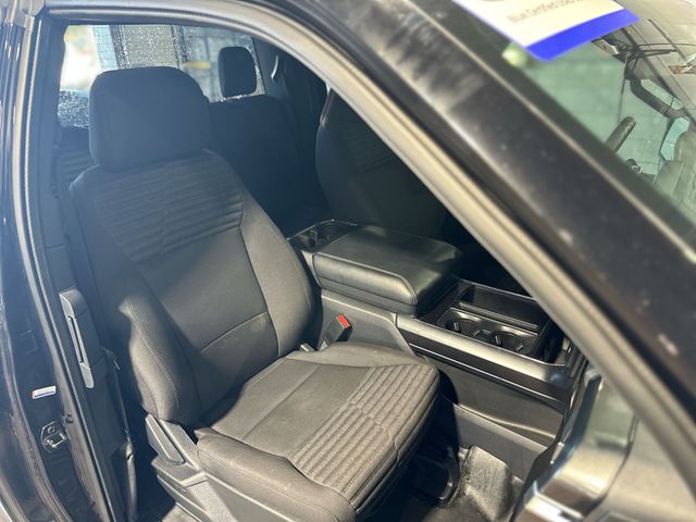 Used 2022 Black Ford XL image 25