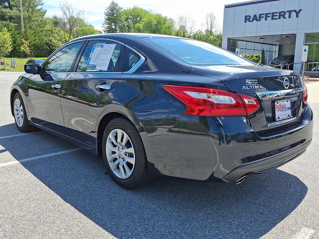2017 Nissan Altima 2.5 S - 3