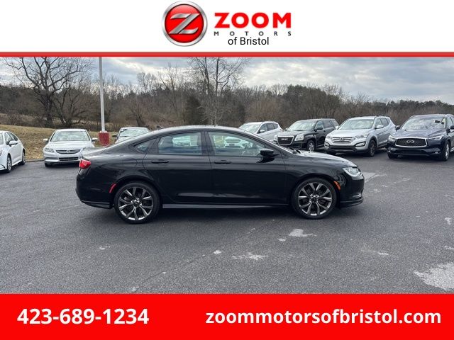 2016 Chrysler 200 S Sedan AWD