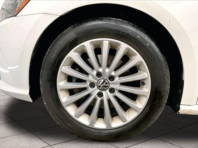 2017 Volkswagen Passat 1.8T SE - 7