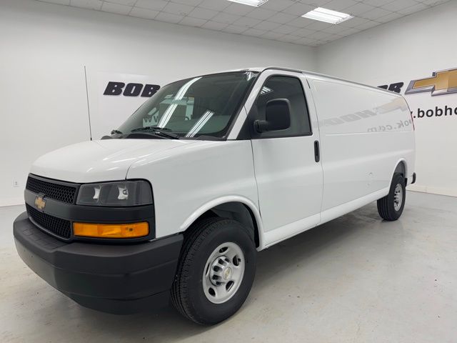 Summit White 2026 Chevrolet Express Cargo 2500 RWD Van Rear-Wheel Drive