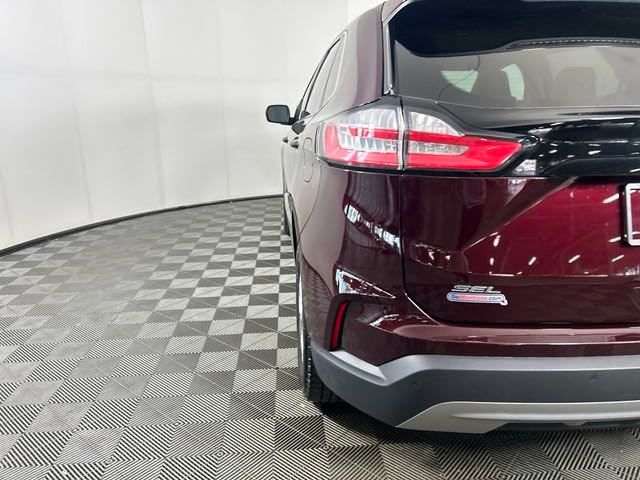 2022 Ford Edge SEL 7