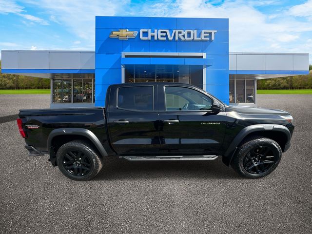 2023 Chevrolet Colorado - Image 8