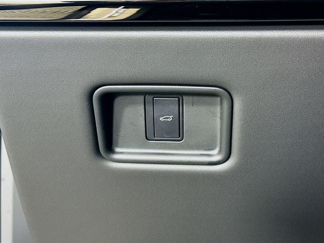 2025 Land Rover Range Rover Sport SE 10