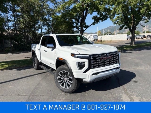 Summit White 2026 GMC Canyon Pickup Truck Four-Wheel Drive 8-Speed Automatic