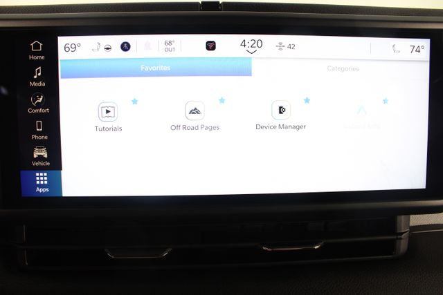 View vehicle photo 4