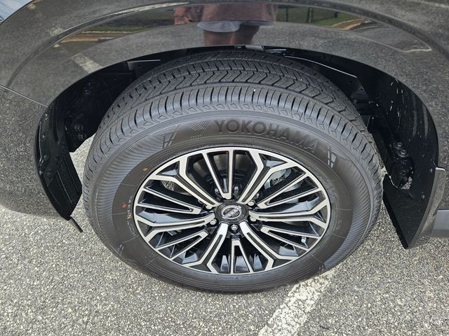 New 2026 Black Nissan Platinum image 19