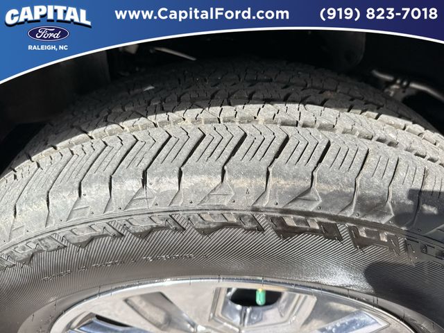 Used 2024 Gray Ford Lariat image 13