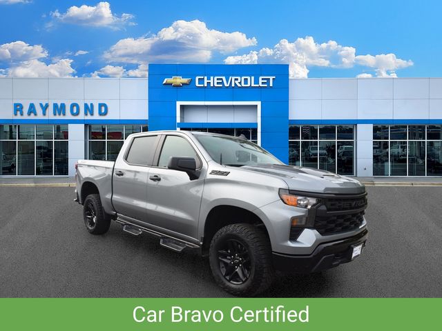 Sterling Gray Metallic 2024 Chevrolet Silverado 1500 Pickup Truck Four-Wheel Drive Automatic