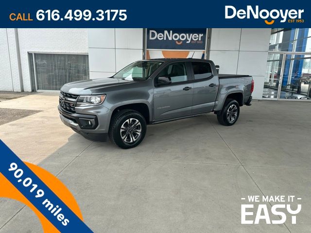 Gray (Satin Steel Metallic) 2022 Chevrolet Colorado Pickup Truck Four-Wheel Drive 8-Speed Automatic