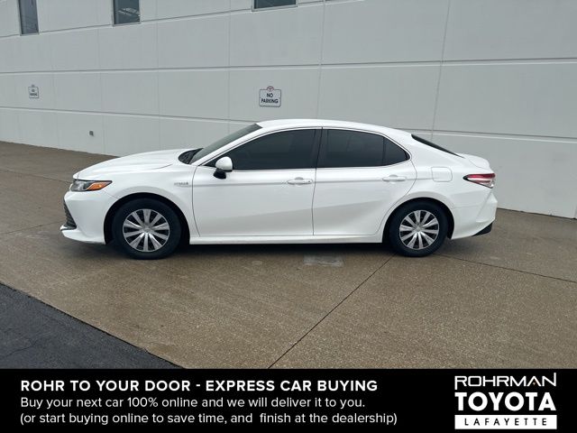 2018 Toyota Camry Hybrid LE 4