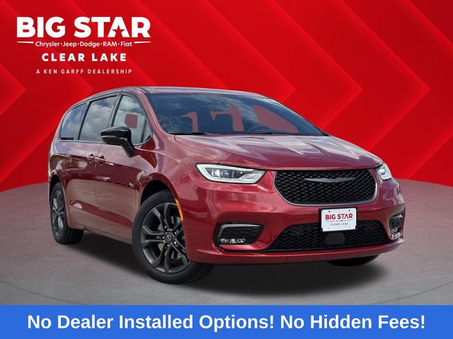 2026 Chrysler Pacifica Select Red at Bayway Chrysler Dodge Jeep Ram
