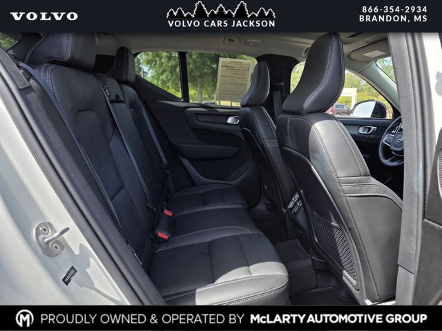 Used 2024 Volvo XC40 SUV