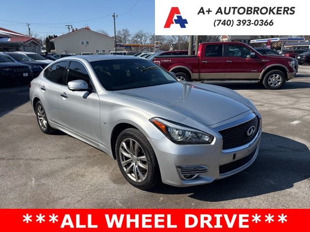 2015 INFINITI Q70 3.7 AWD