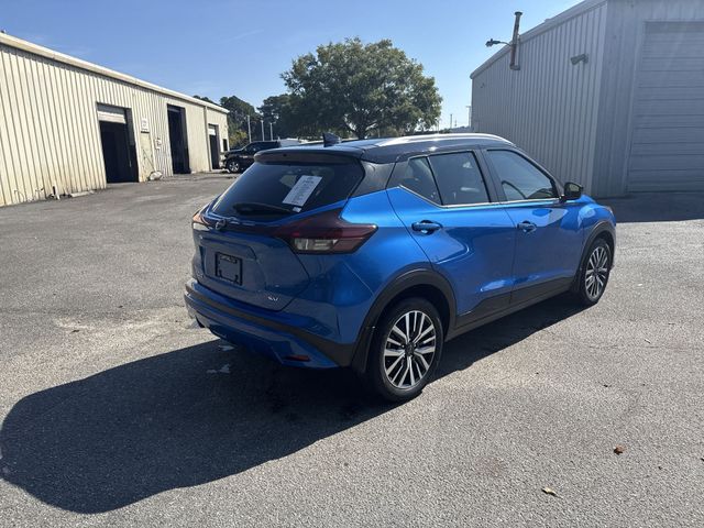 Used 2024 Blue Nissan SV image 5