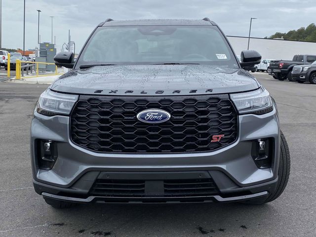 2025 Ford Explorer ST 9