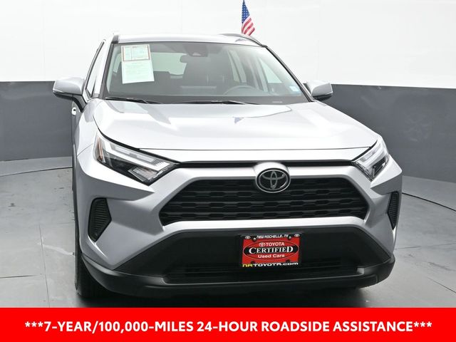 2024 Toyota RAV4 XLE 11