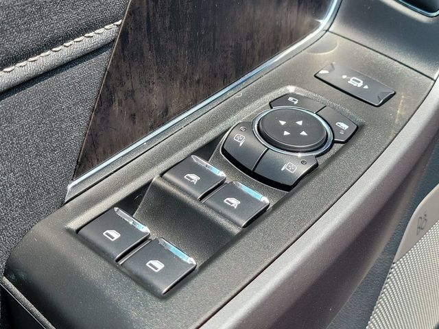 2025 Ford F-350SD Lariat Black at Central Houston Nissan