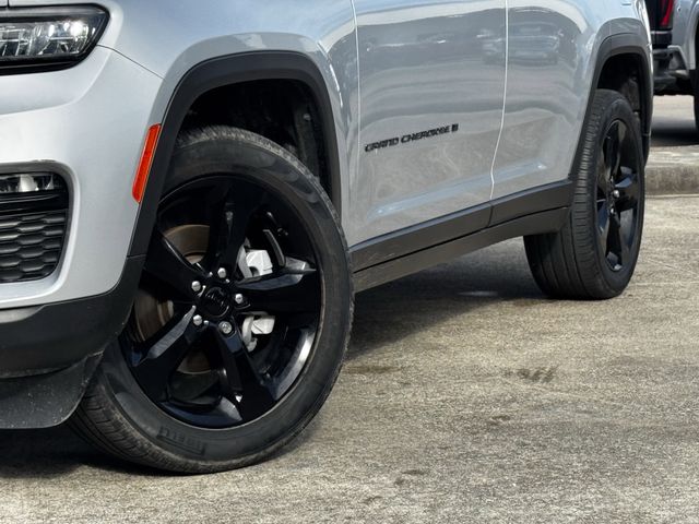 2024 Jeep Grand Cherokee Limited Silver at Texan Dodge Chrysler Jeep Ram