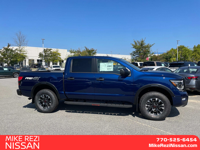 2024 Nissan Titan PRO-4X 2