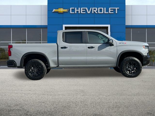 2024 Chevrolet Silverado 1500 ZR2 4