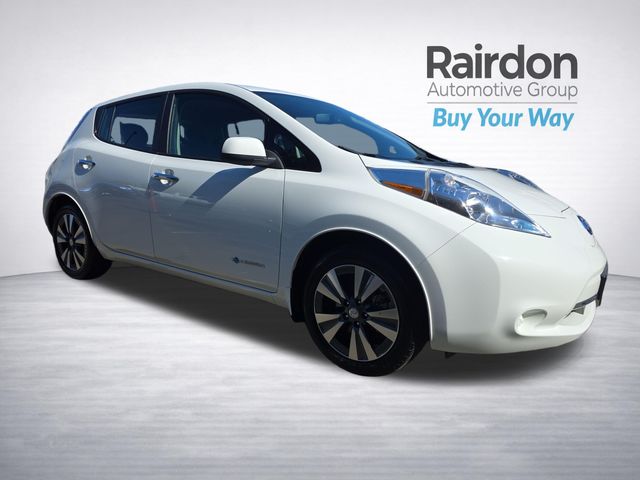 Glacier White 2016 Nissan LEAF SV Hatchback Front-Wheel Drive Automatic