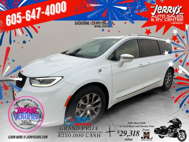 Bright White Clearcoat 2024 Chrysler Pacifica Hybrid Pinnacle FWD Minivan Front-Wheel Drive Continuously Variable Transmission