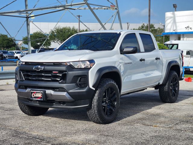 2025 Chevrolet Colorado Trail Boss White at AutoSavvy Houston Northwest