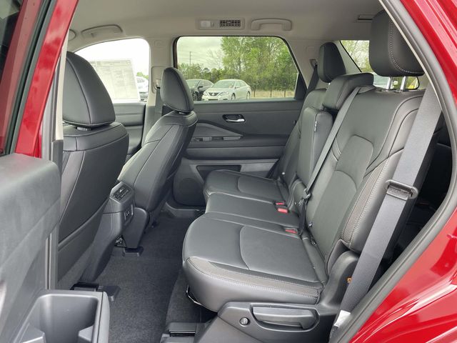 New 2026 Red Nissan SL image 10