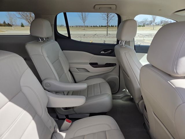 2023 GMC Acadia AWD Denali