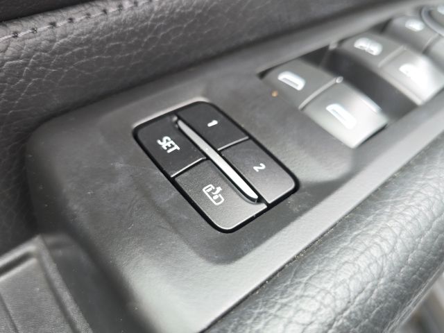 2022 GMC Yukon XL Denali:45449A