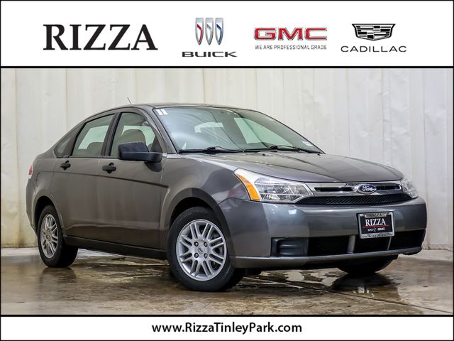 Sterling Gray Metallic 2011 Ford Focus SE Sedan Front-Wheel Drive 4-Speed Automatic